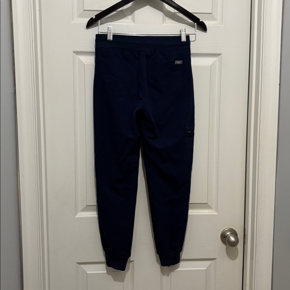 Figs Zamora joggers petite - Picture 3 of 5
